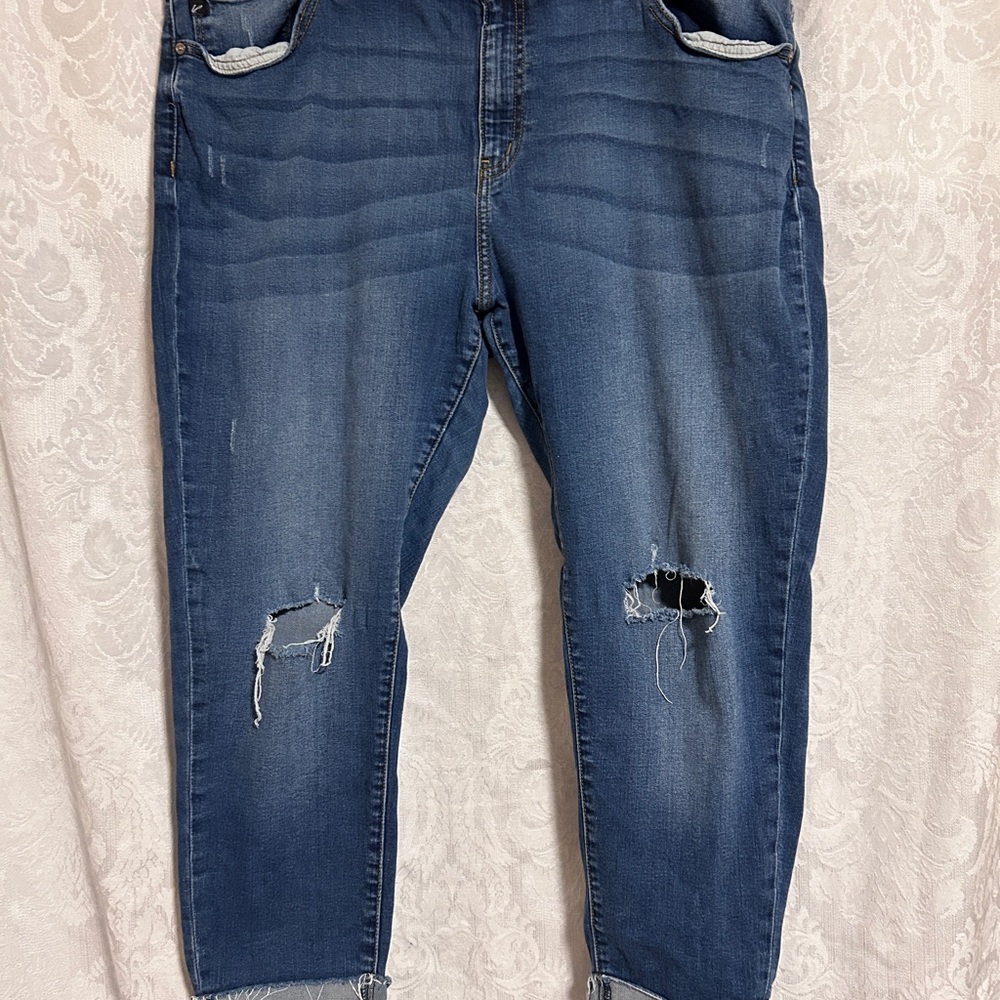 KanCan Blue Distressed Ankle Jeans size 22
